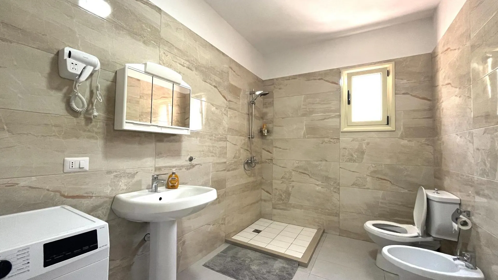 Vila 4 Stinet Vlore